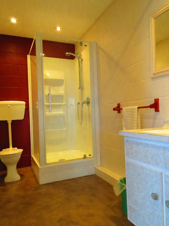 Opunake Motel And Backpackers Lodge Extérieur photo
